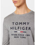 TOMMY HILFIGER Tričko sivá melírovaná / červená / čierna / biela - Pepit.sk