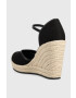 Calvin Klein Jeans Espadrilky WEDGE SANDAL CLOSE TOE ESS dámske čierna farba na kline YW0YW01194 - Pepit.sk