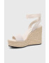 Calvin Klein Jeans Semišové sandále WEDGE SANDAL SU CON dámske béžová farba na platforme YW0YW01026 - Pepit.sk