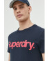 Superdry Bavlnené tričko tmavomodrá farba s potlačou - Pepit.sk