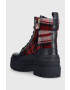 Tommy Hilfiger Členkové topánky FEMININE TARTAN LACE UP BOOTIE dámske tmavomodrá farba na plochom podpätku FW0FW07670 - Pepit.sk