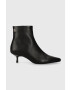 Tommy Hilfiger Kožené členkové topánky POINTY KITTEN HEEL BOOT dámske čierna farba na nízkom podpätku FW0FW07538 - Pepit.sk