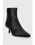 Tommy Hilfiger Kožené členkové topánky POINTY KITTEN HEEL BOOT dámske čierna farba na nízkom podpätku FW0FW07538 - Pepit.sk