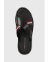 Tommy Hilfiger Šľapky HILFIGER CRISS CROSS SANDAL pánske čierna farba FM0FM04457 - Pepit.sk