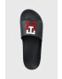 Tommy Hilfiger Šľapky TH RAISED EMBROIDERY POOL SLIDE pánske tmavomodrá farba - Pepit.sk