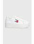 Tommy Jeans Kožené tenisky TJW FLATFORM ESS biela farba EN0EN02518 - Pepit.sk