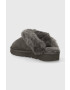 Ugg Semišové papuče W CLASSIC SLIPPER II Classic Slipper II šedá farba 1130876 CHRC - Pepit.sk