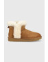 Ugg Semišové snehule W Classic Mini Heritage Fluff hnedá farba - Pepit.sk