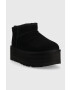 Ugg Semišové snehule W Classic Ultra Mini Platform - Pepit.sk