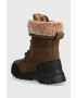 Ugg Semišové topánky Adirondack Boot III Tipped dámske hnedá farba na plochom podpätku jemne zateplené 1143845 - Pepit.sk