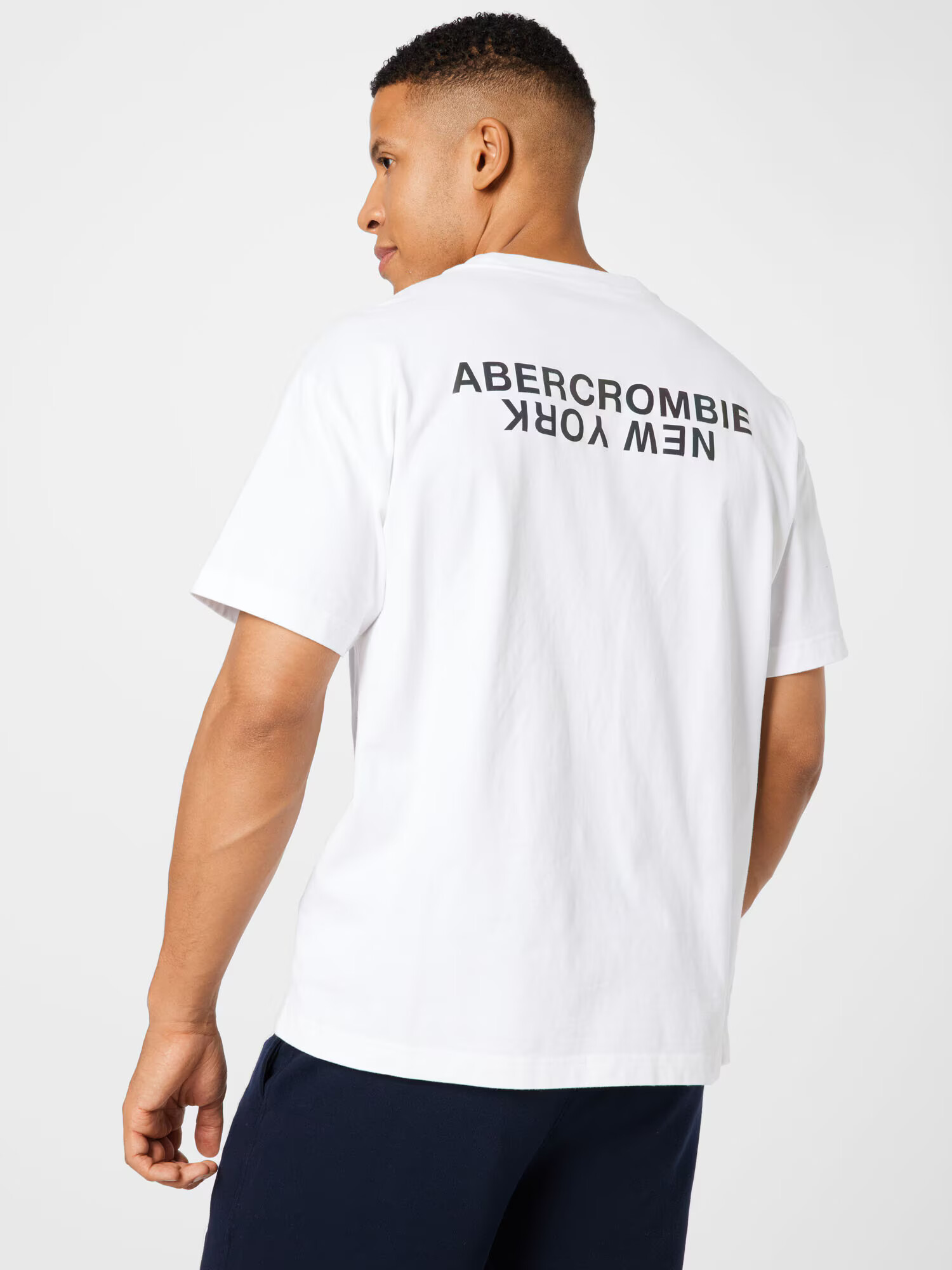 Abercrombie & Fitch Tričko čierna / biela - Pepit.sk