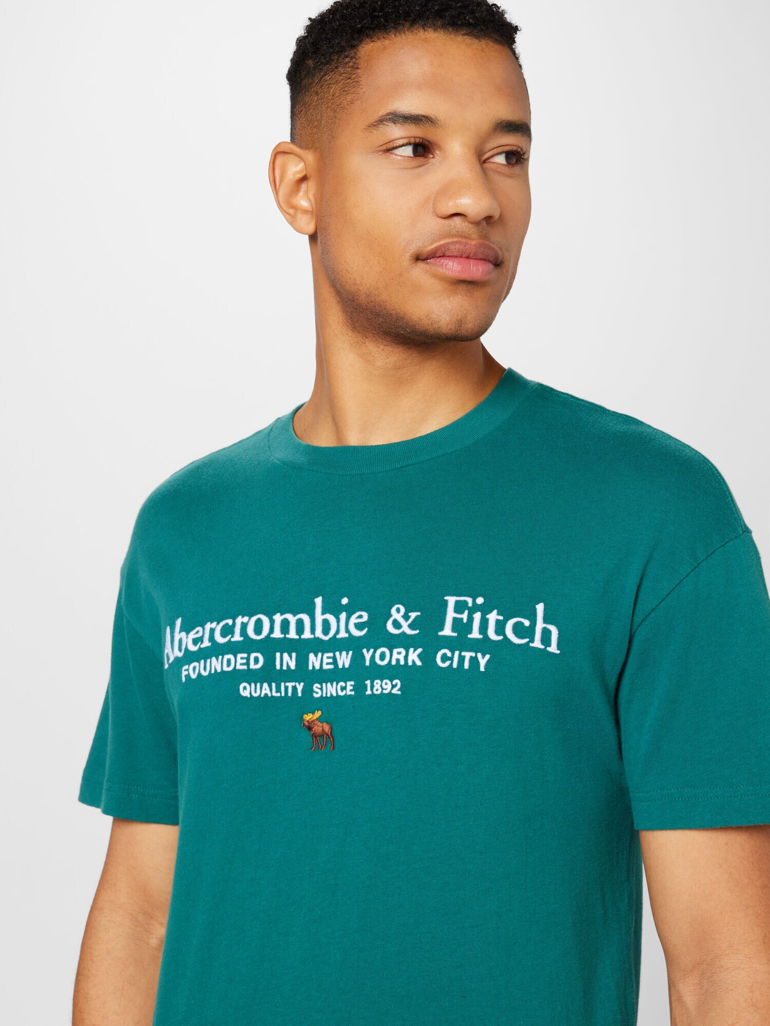 Abercrombie & Fitch Tričko nefritová / biela - Pepit.sk