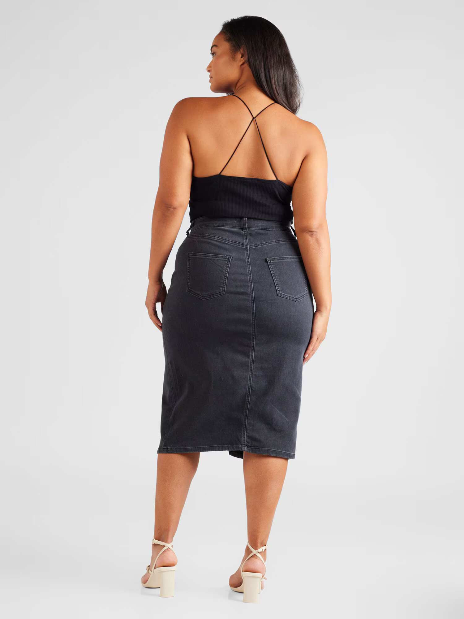 ABOUT YOU Curvy Sukňa 'Kim' čierny denim - Pepit.sk