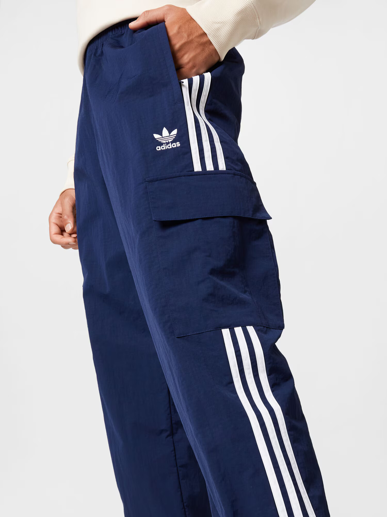 ADIDAS ORIGINALS Kapsáče námornícka modrá / biela - Pepit.sk