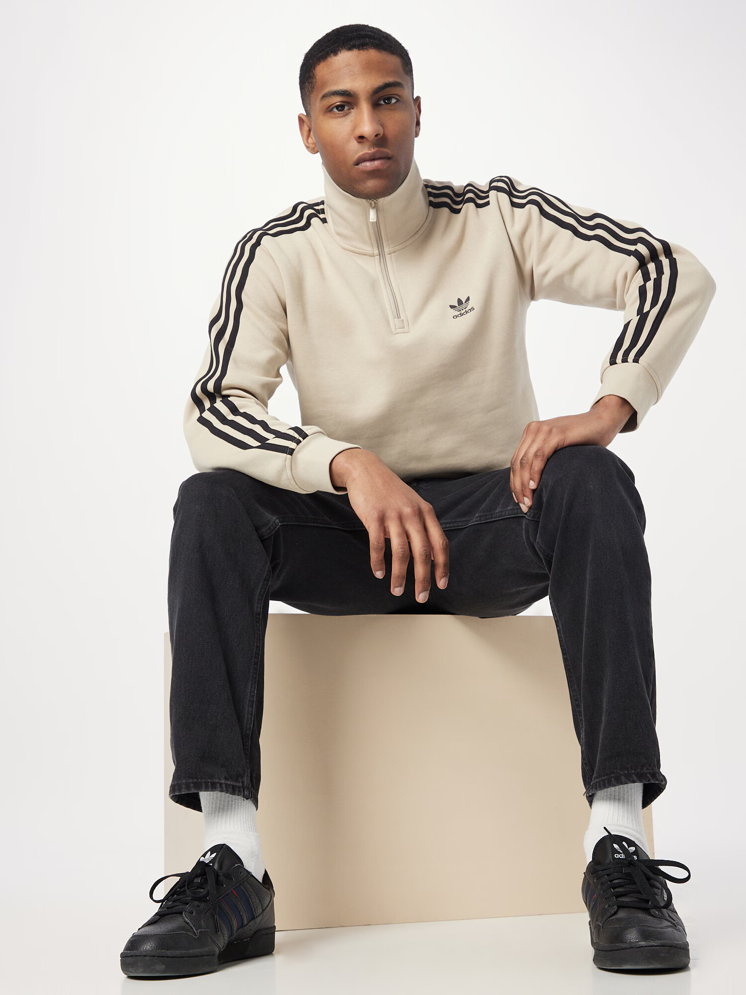 ADIDAS ORIGINALS Mikina čierna / šedobiela - Pepit.sk