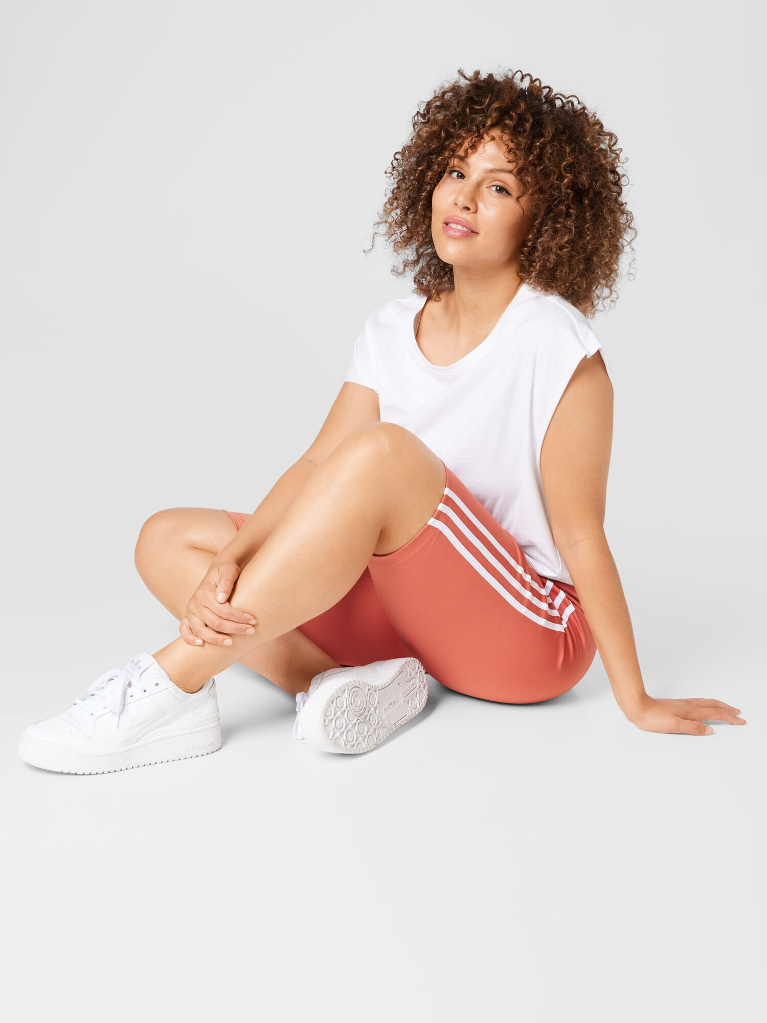 ADIDAS ORIGINALS Nohavice broskyňová / biela - Pepit.sk