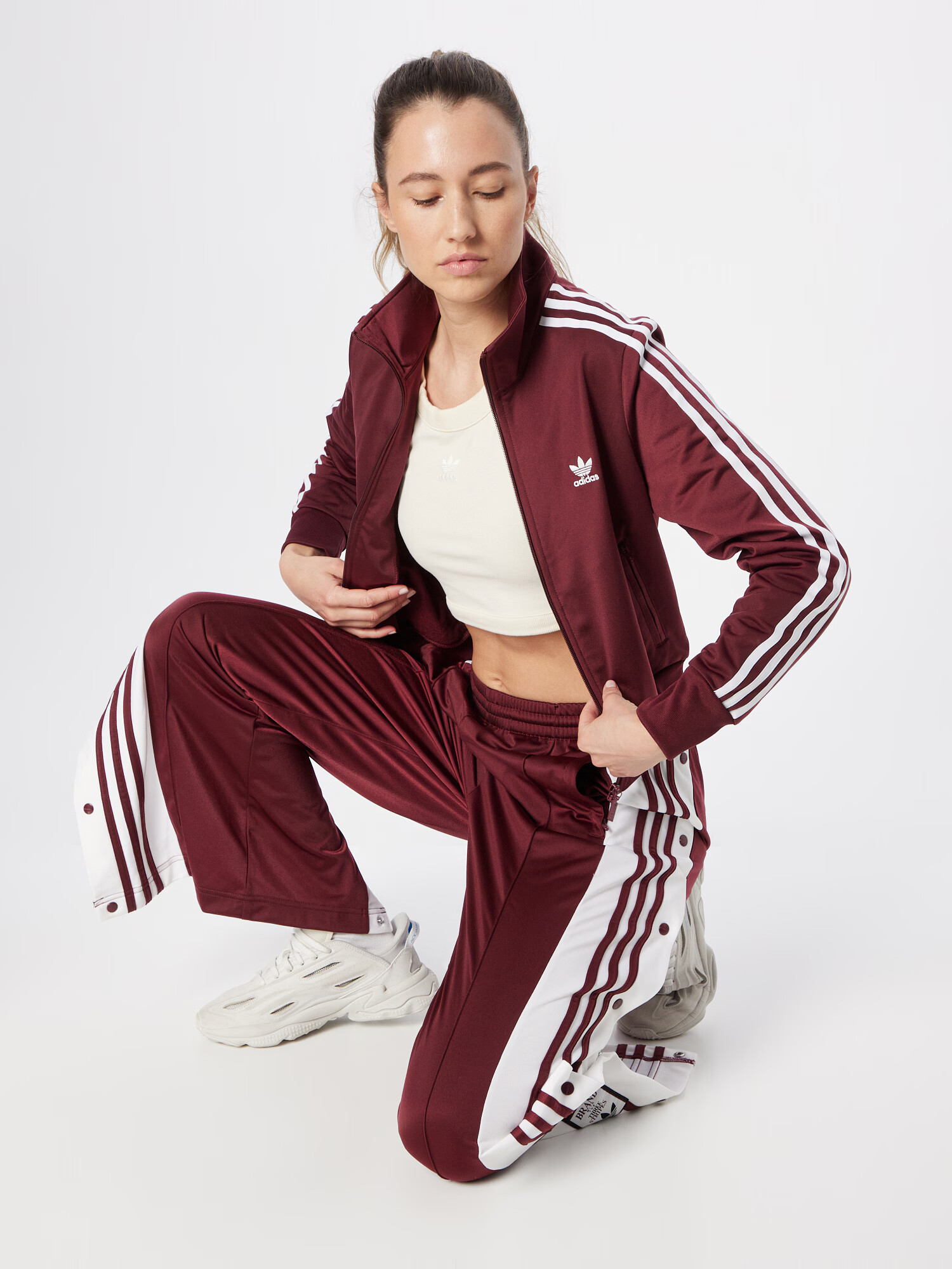 ADIDAS ORIGINALS Nohavice vínovo červená / biela - Pepit.sk