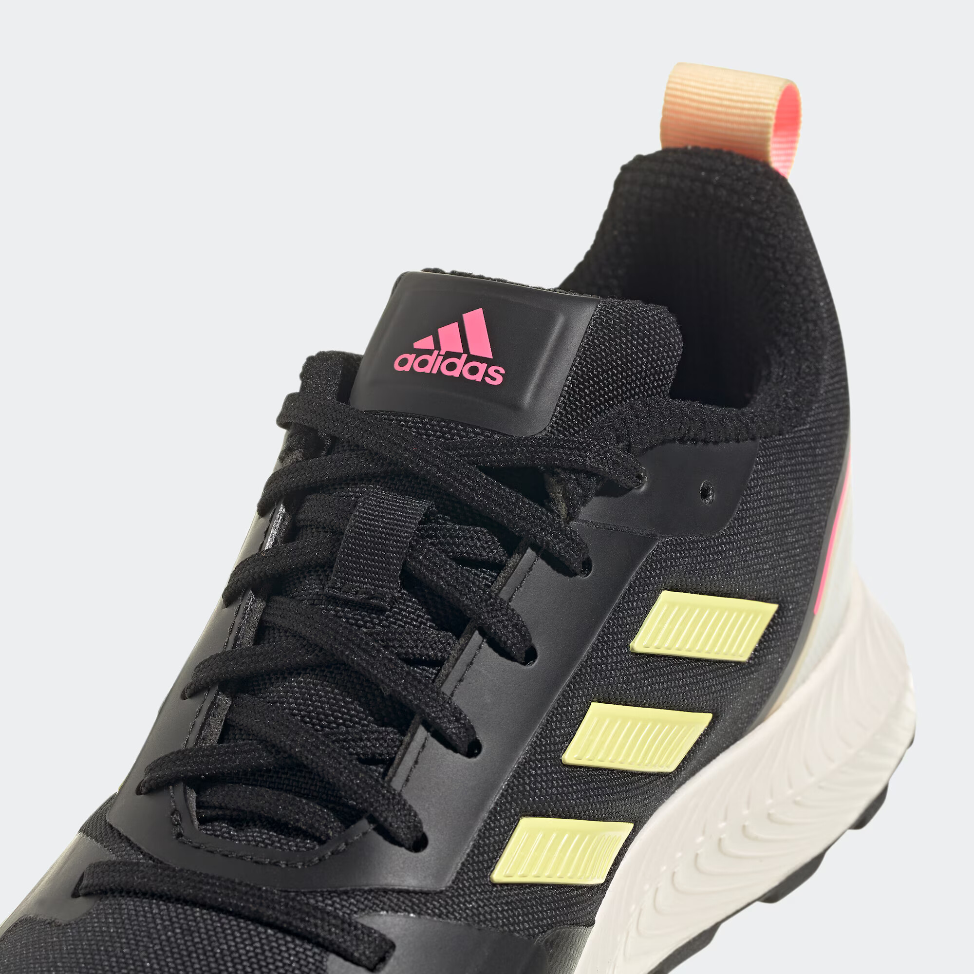 ADIDAS SPORTSWEAR Nízke tenisky žltá / čierna - Pepit.sk