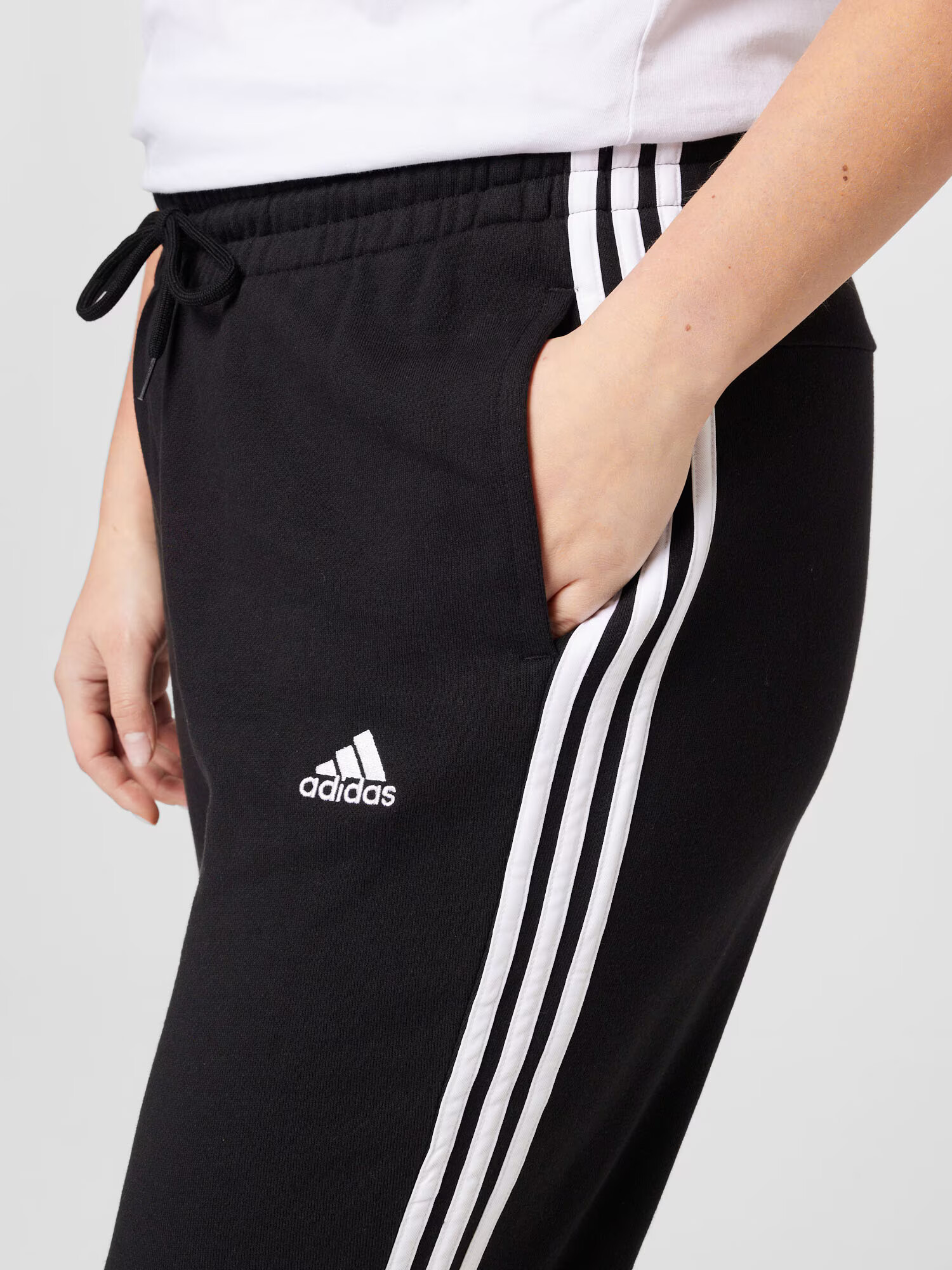 ADIDAS SPORTSWEAR Športové nohavice čierna / biela - Pepit.sk