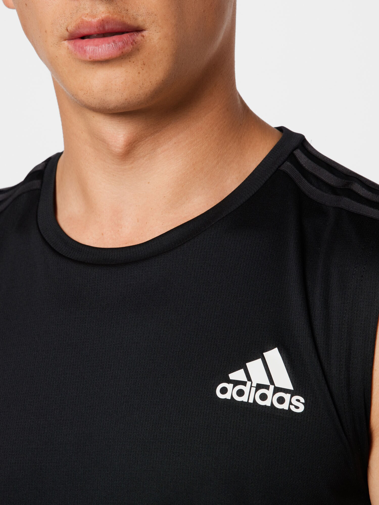 ADIDAS SPORTSWEAR Funkčné tričko čierna / biela - Pepit.sk