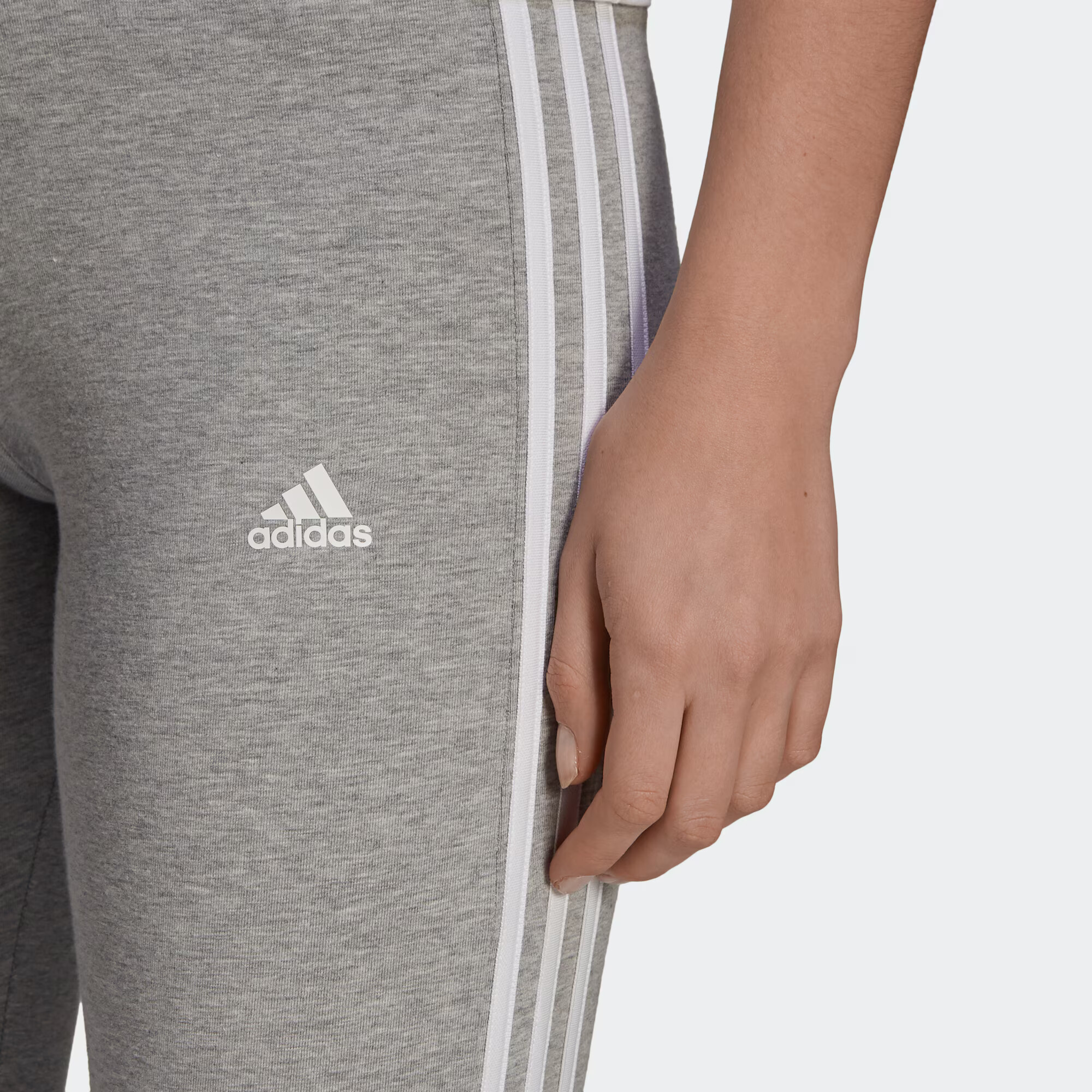 ADIDAS SPORTSWEAR Športové nohavice 'Essential' sivá - Pepit.sk