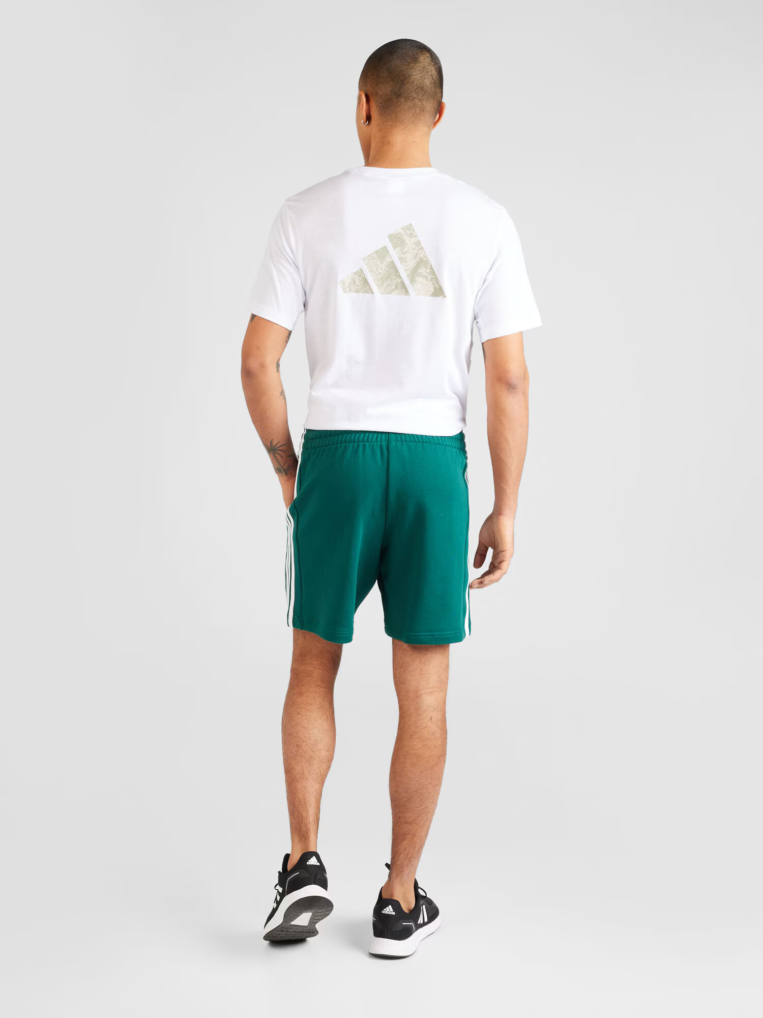 ADIDAS SPORTSWEAR Športové nohavice 'Essentials' zelená / biela - Pepit.sk