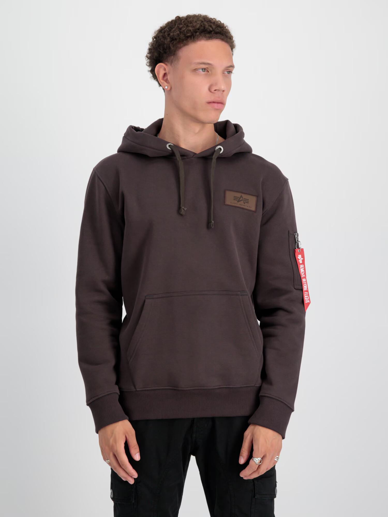 ALPHA INDUSTRIES Mikina čokoládová / biela - Pepit.sk