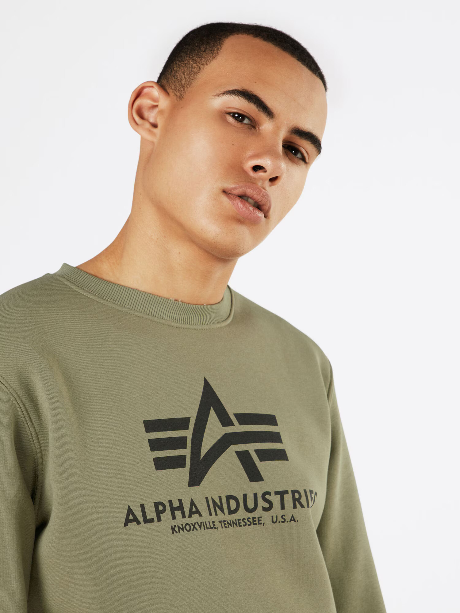 ALPHA INDUSTRIES Mikina farby bahna / olivová - Pepit.sk