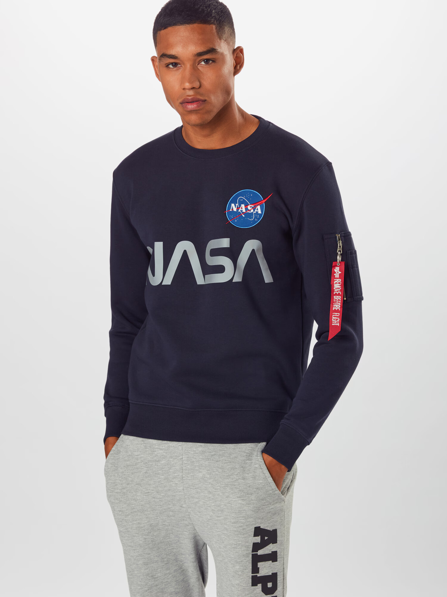 ALPHA INDUSTRIES Mikina 'Nasa' námornícka modrá / námornícka modrá / svetlosivá / biela - Pepit.sk