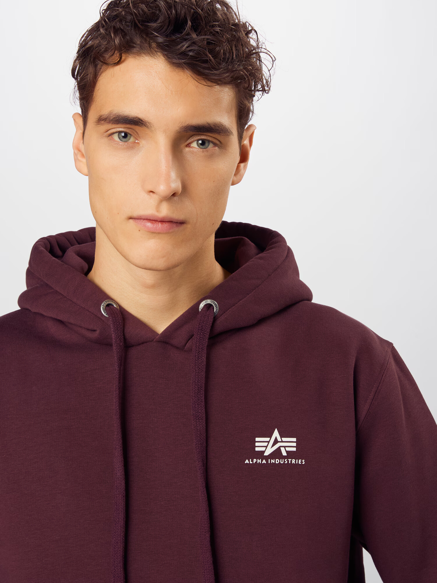 ALPHA INDUSTRIES Mikina rubínová / biela - Pepit.sk