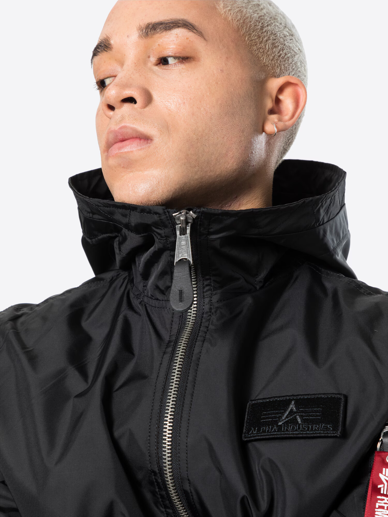 ALPHA INDUSTRIES Prechodná bunda červená / čierna - Pepit.sk