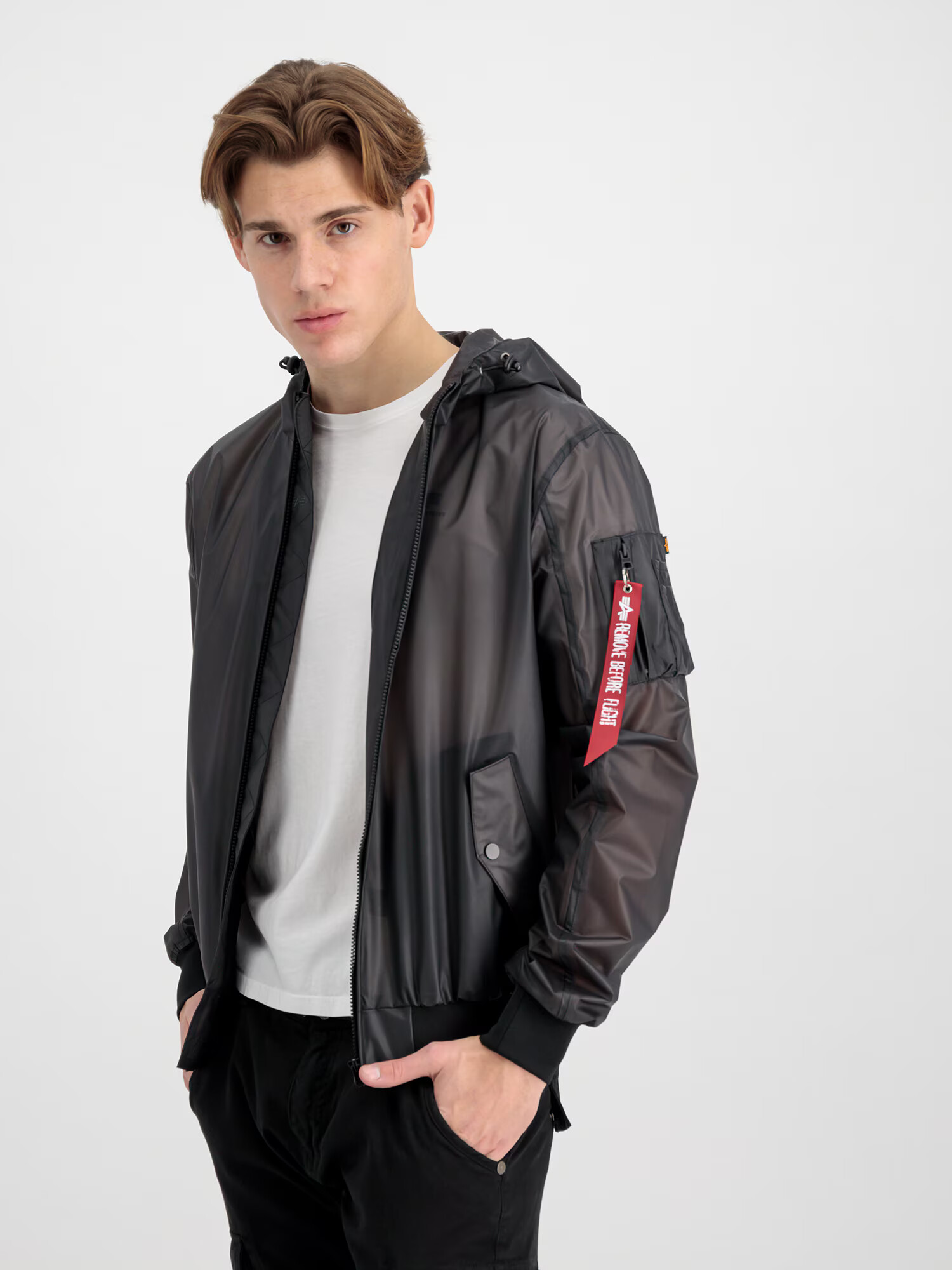 ALPHA INDUSTRIES Prechodná bunda čierna - Pepit.sk