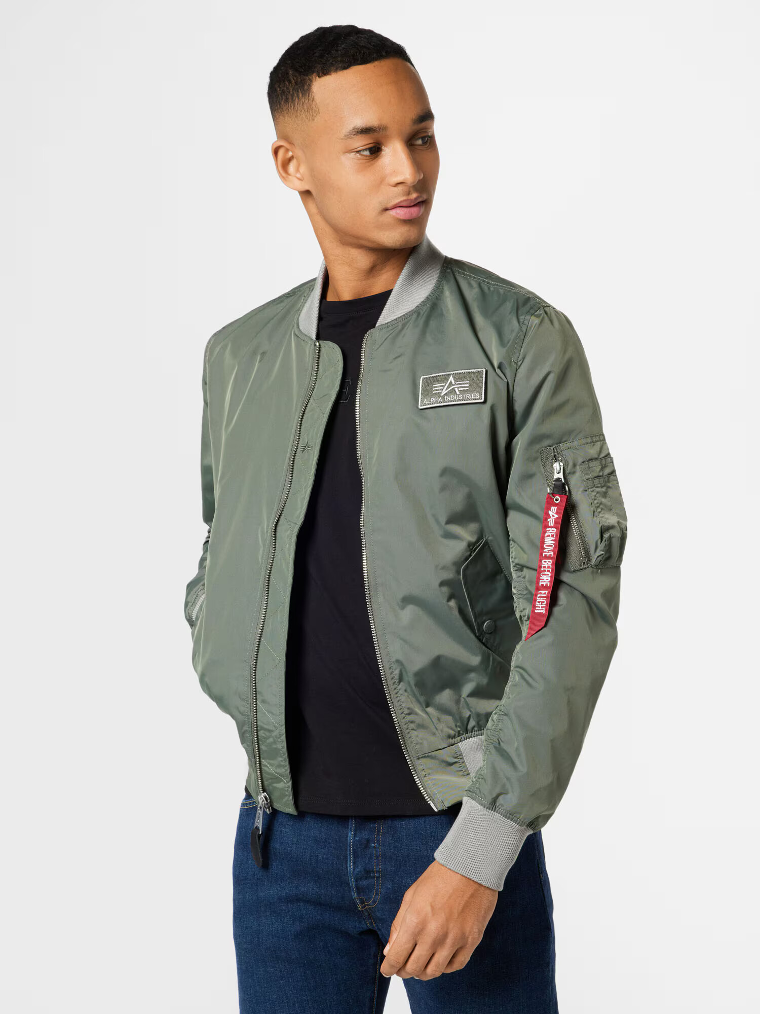 ALPHA INDUSTRIES Prechodná bunda kaki / červená / čierna - Pepit.sk