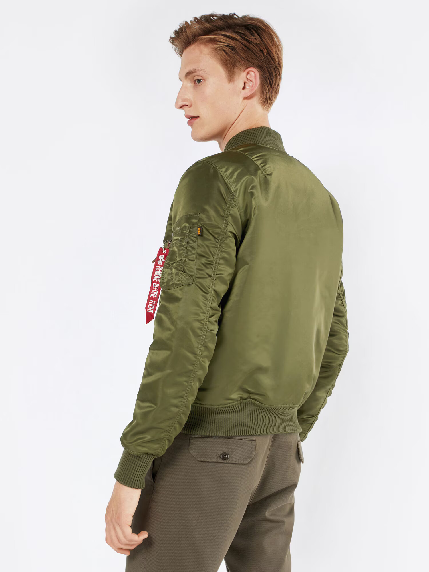 ALPHA INDUSTRIES Prechodná bunda 'MA-1 VF 59' tmavozelená - Pepit.sk