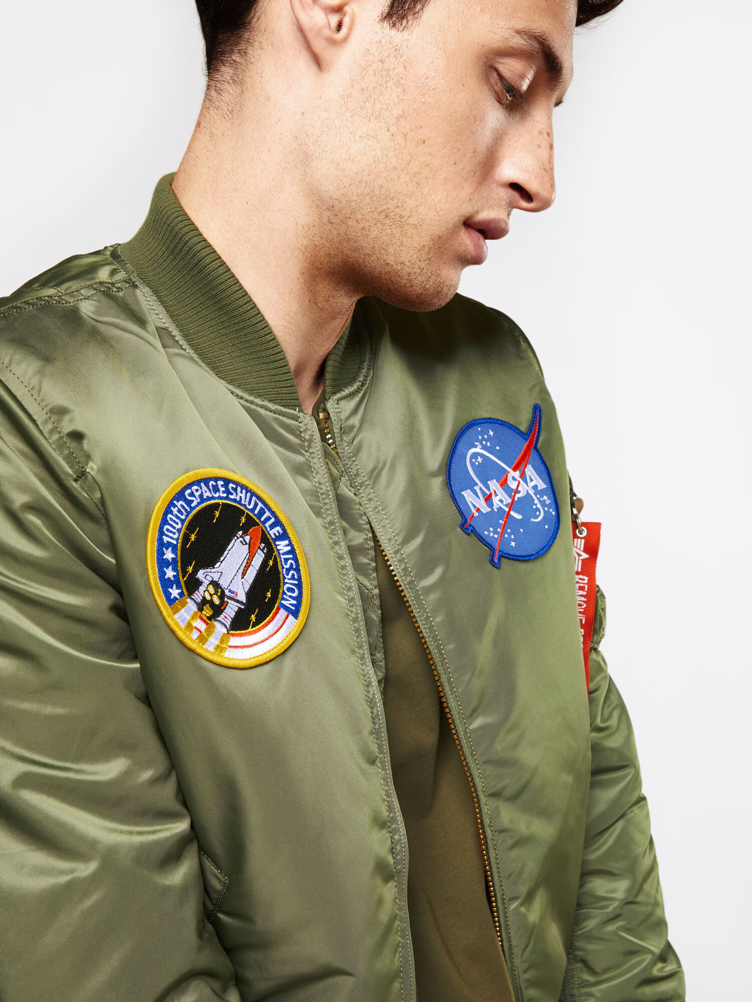 ALPHA INDUSTRIES Prechodná bunda 'MA-1 VF NASA' olivová - Pepit.sk