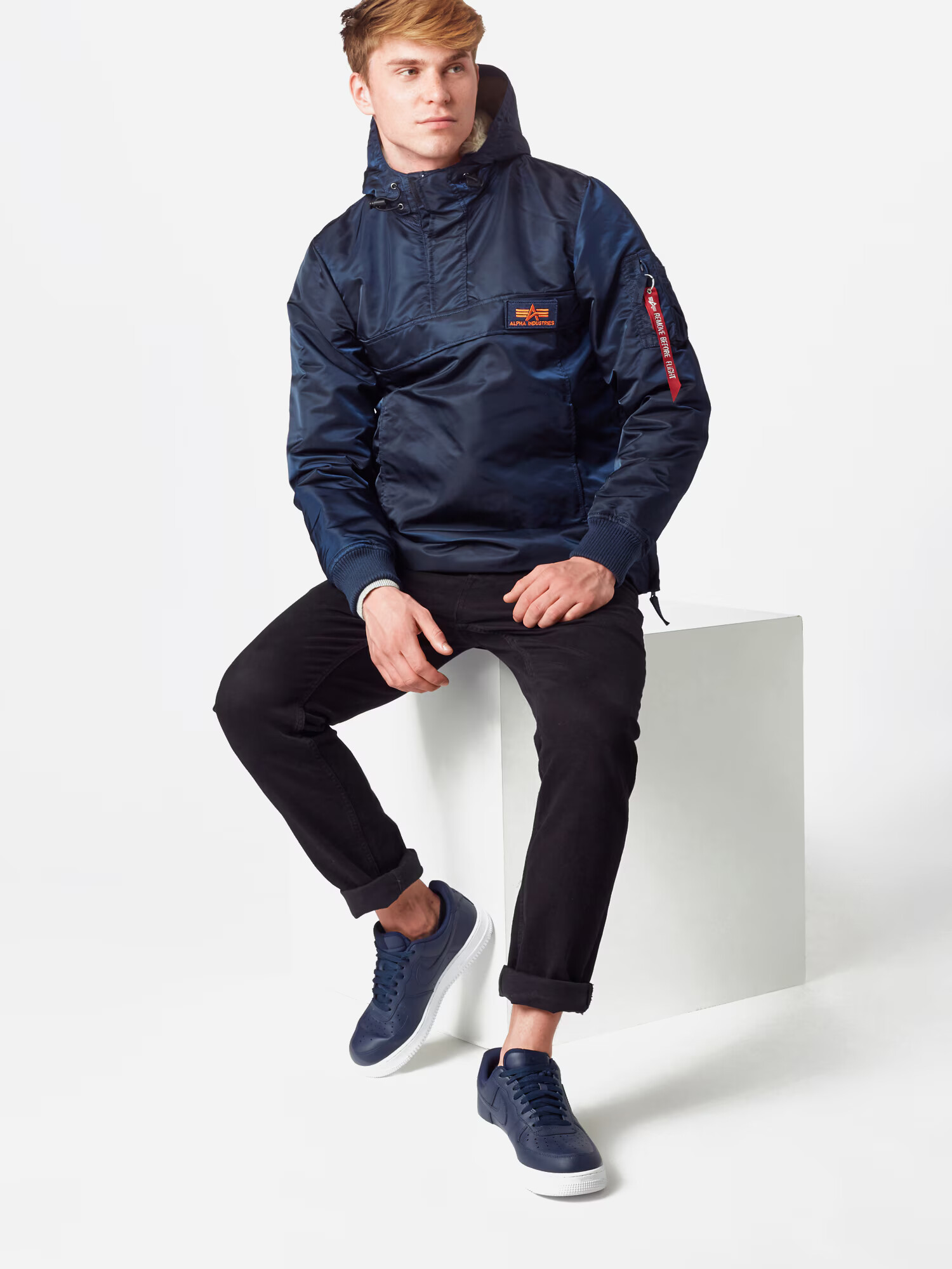 ALPHA INDUSTRIES Prechodná bunda modrá - Pepit.sk