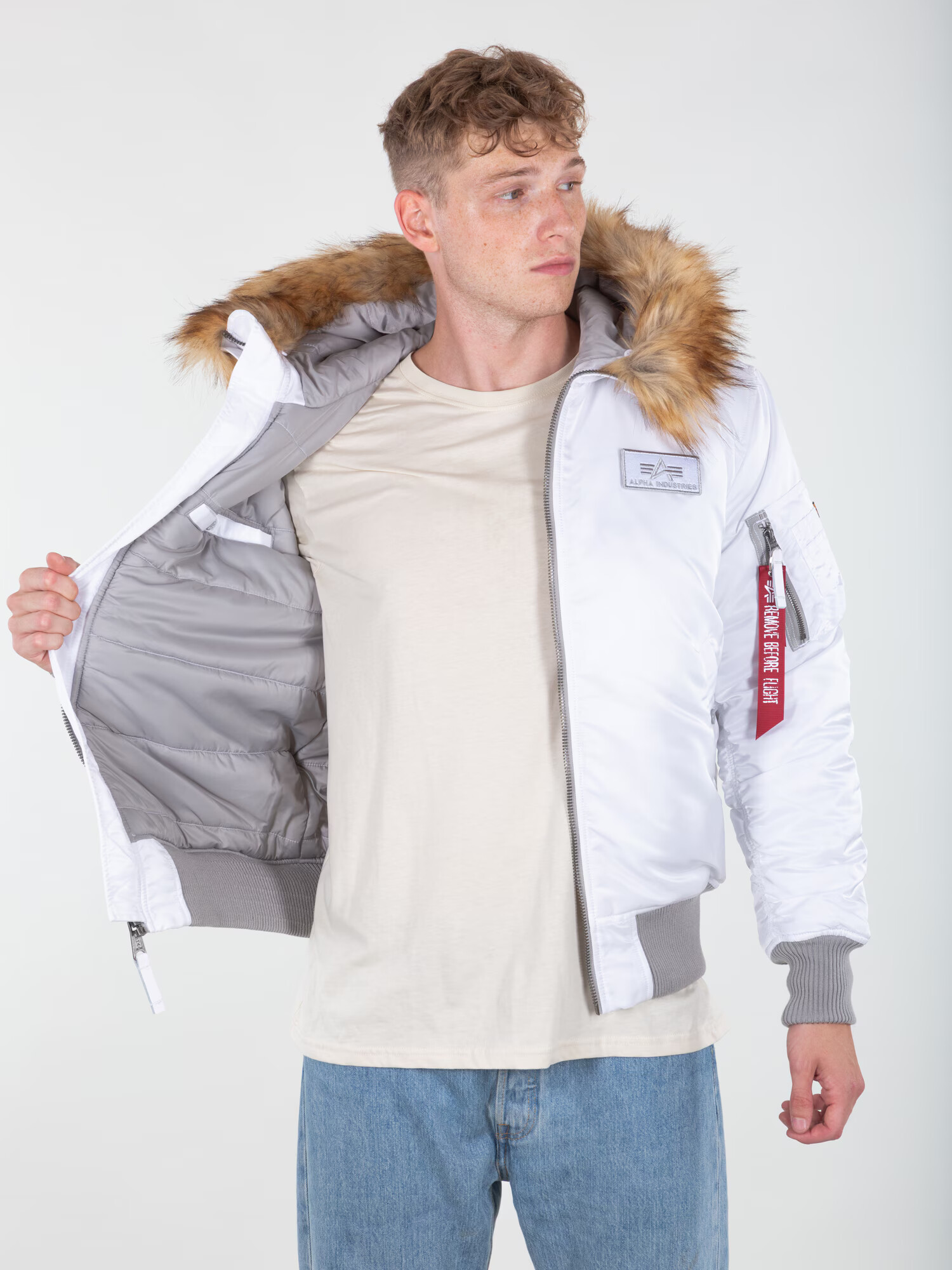 ALPHA INDUSTRIES Prechodná bunda sivá / biela - Pepit.sk