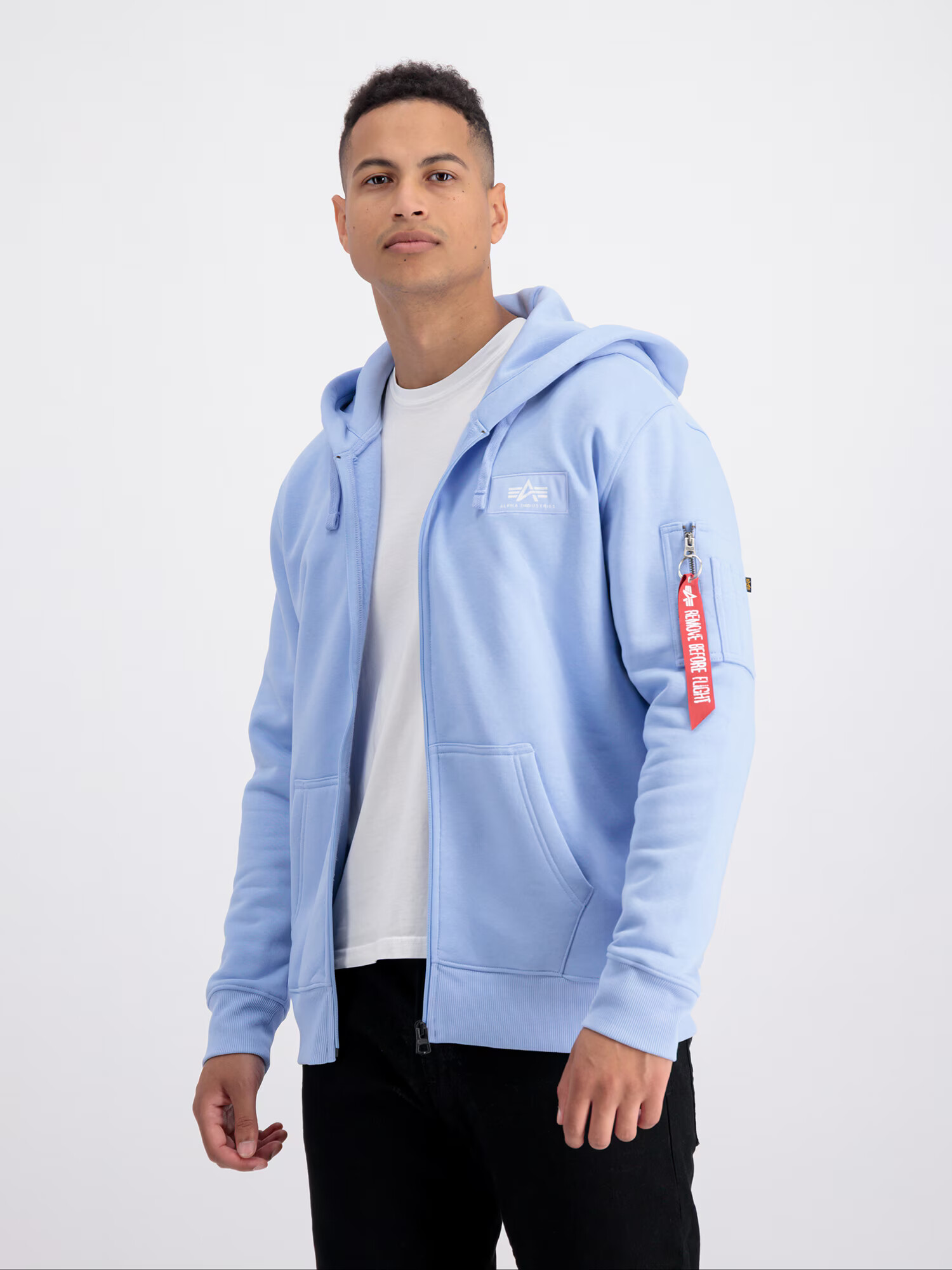 ALPHA INDUSTRIES Tepláková bunda svetlomodrá / biela - Pepit.sk