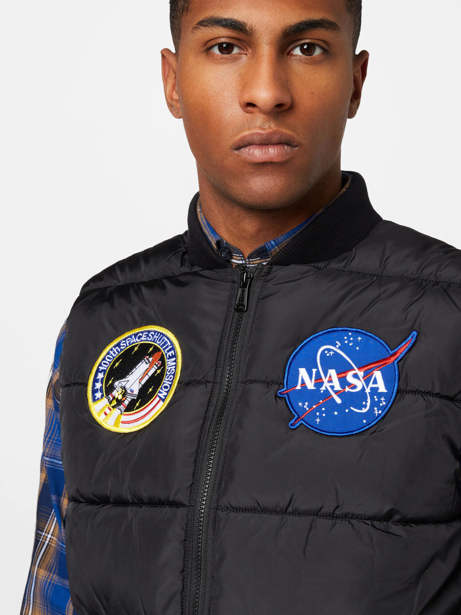 ALPHA INDUSTRIES Vesta 'NASA' modrá / žltá / červená / čierna - Pepit.sk