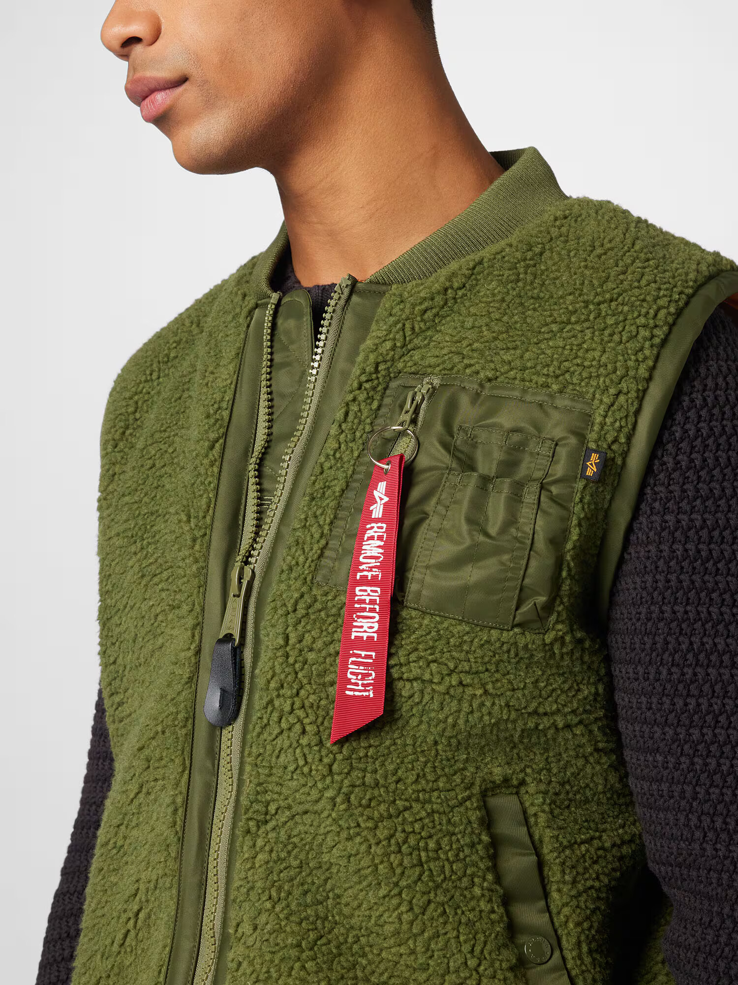 ALPHA INDUSTRIES Vesta zelená / červená / biela - Pepit.sk