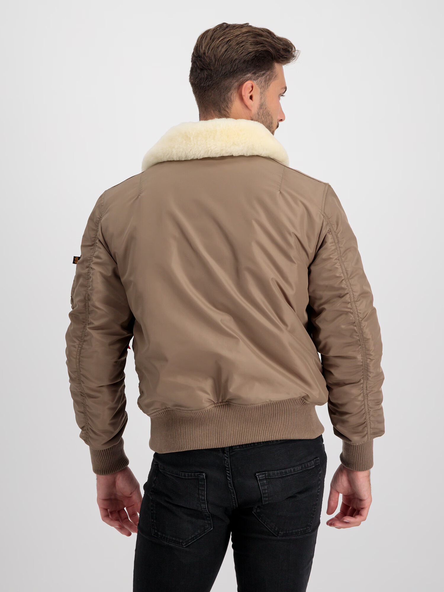 ALPHA INDUSTRIES Zimná bunda 'Injector III' béžová / tmavošedá / červená / biela - Pepit.sk