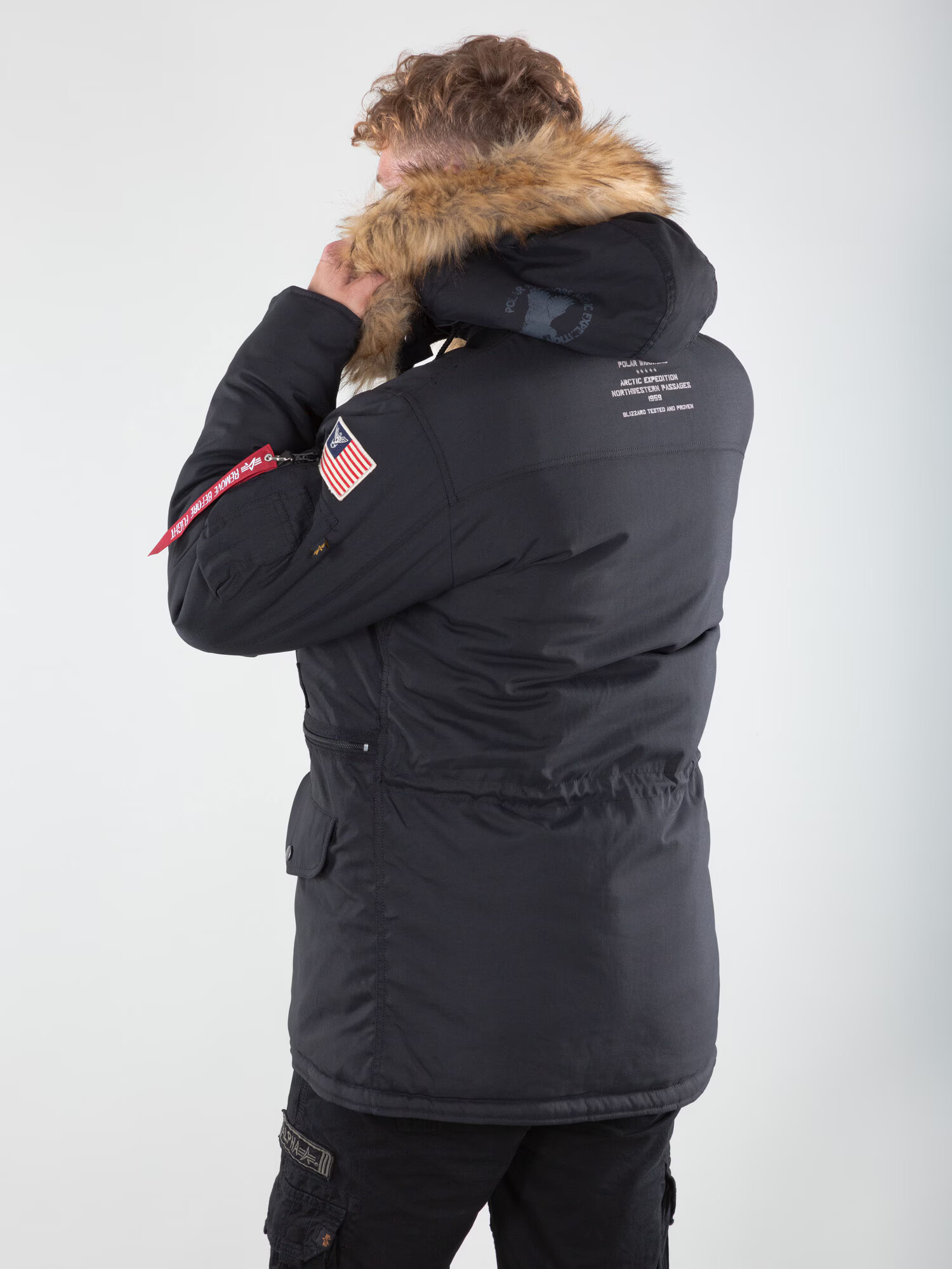 ALPHA INDUSTRIES Zimná parka 'Polar' červená / čierna / biela - Pepit.sk