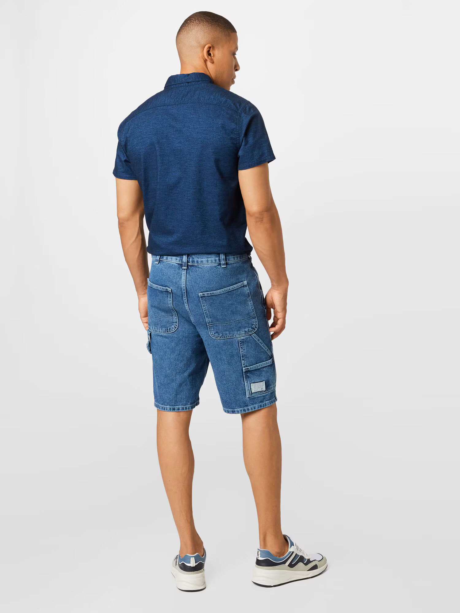 BDG Urban Outfitters Džínsy 'CARPENTER' modrá denim - Pepit.sk