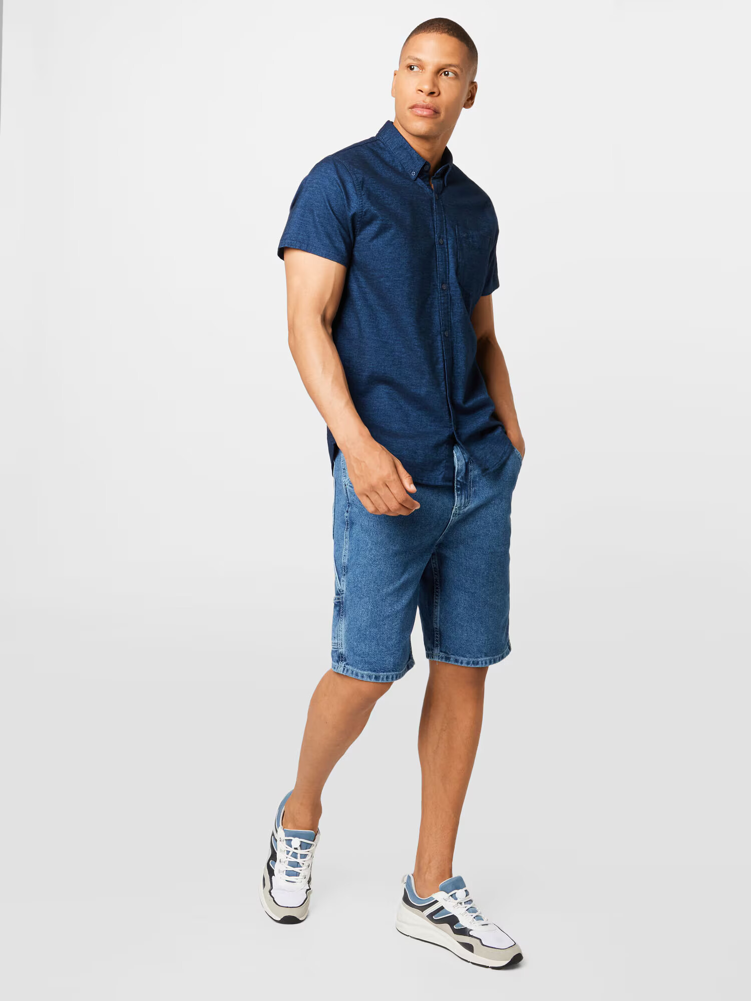 BDG Urban Outfitters Džínsy 'CARPENTER' modrá denim - Pepit.sk