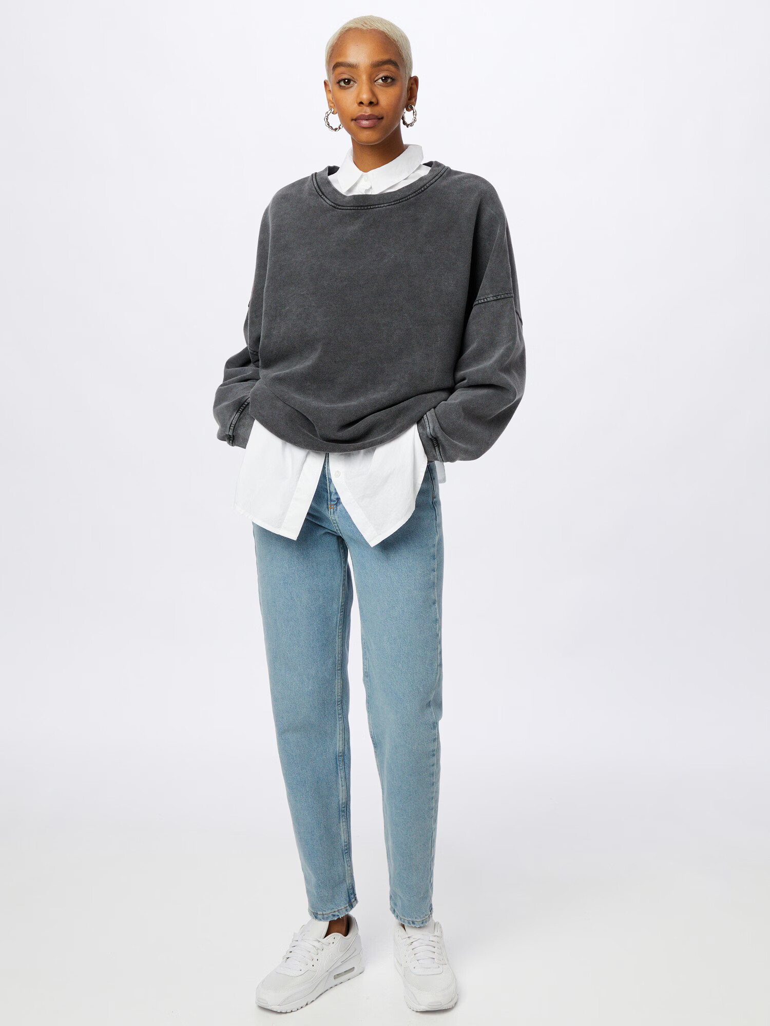 BDG Urban Outfitters Džínsy modrá denim - Pepit.sk