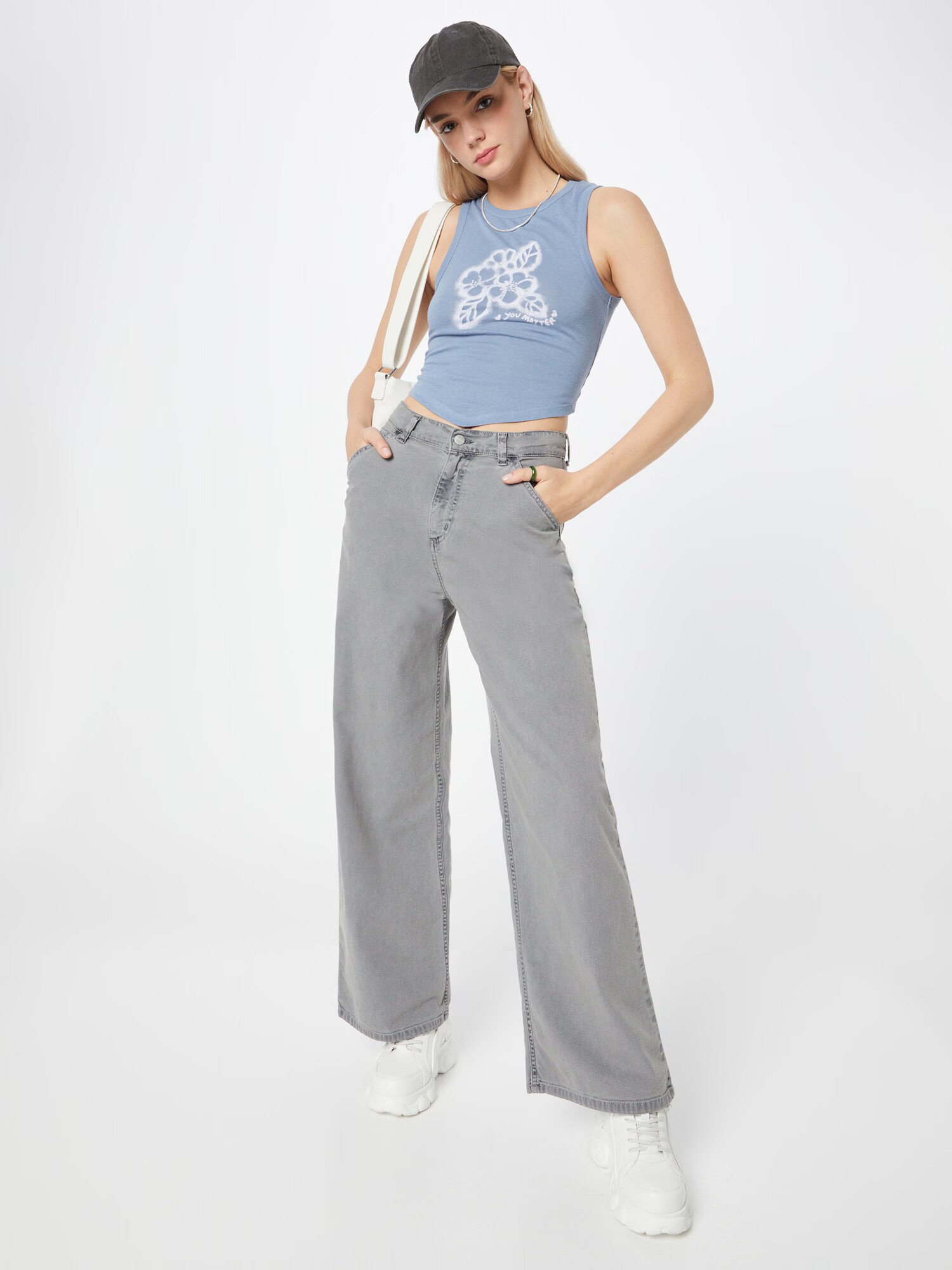 BDG Urban Outfitters Top 'YOU MATTER' dymovo modrá / biela - Pepit.sk