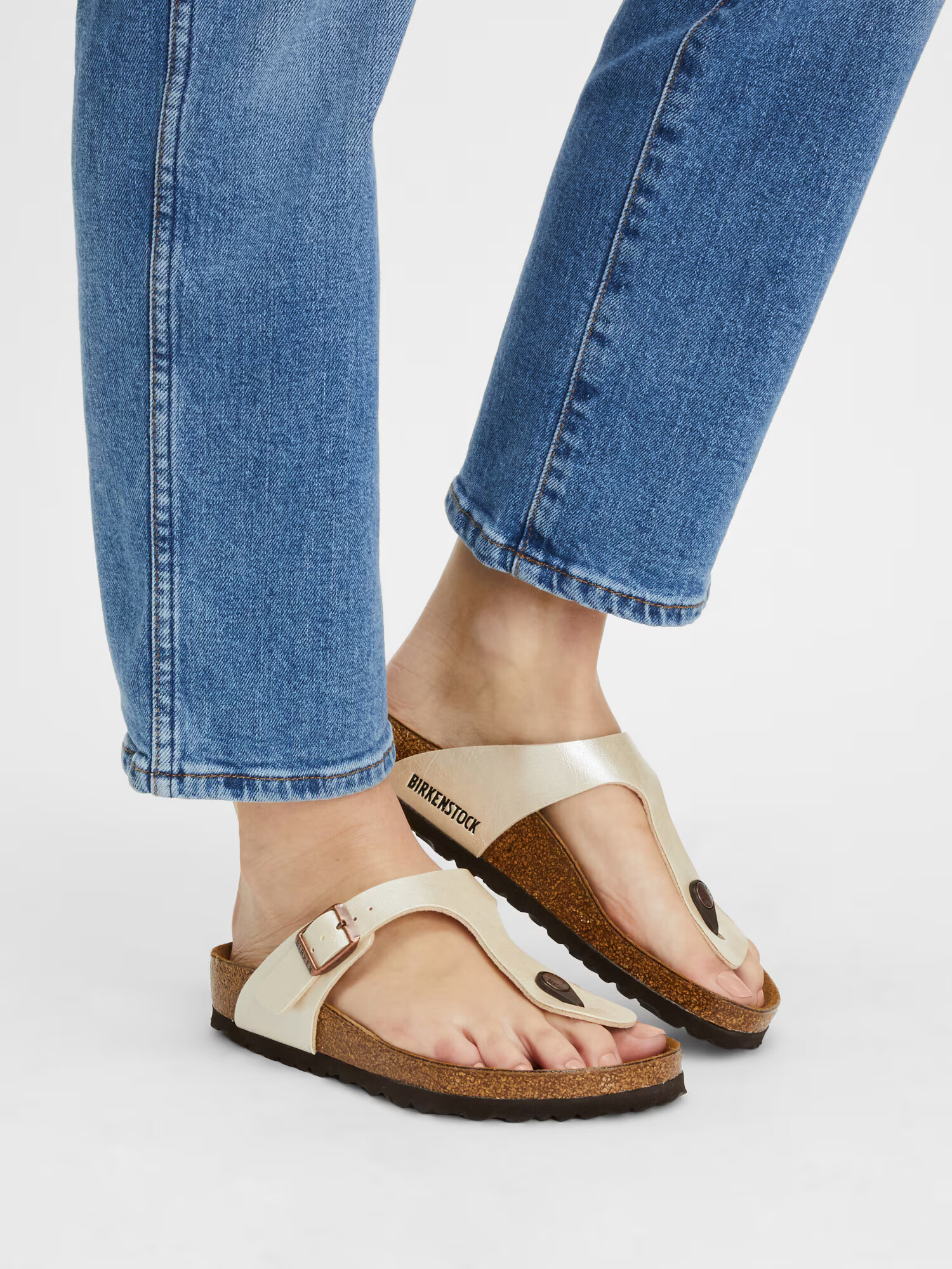 BIRKENSTOCK Žabky 'Gizeh' krémová - Pepit.sk