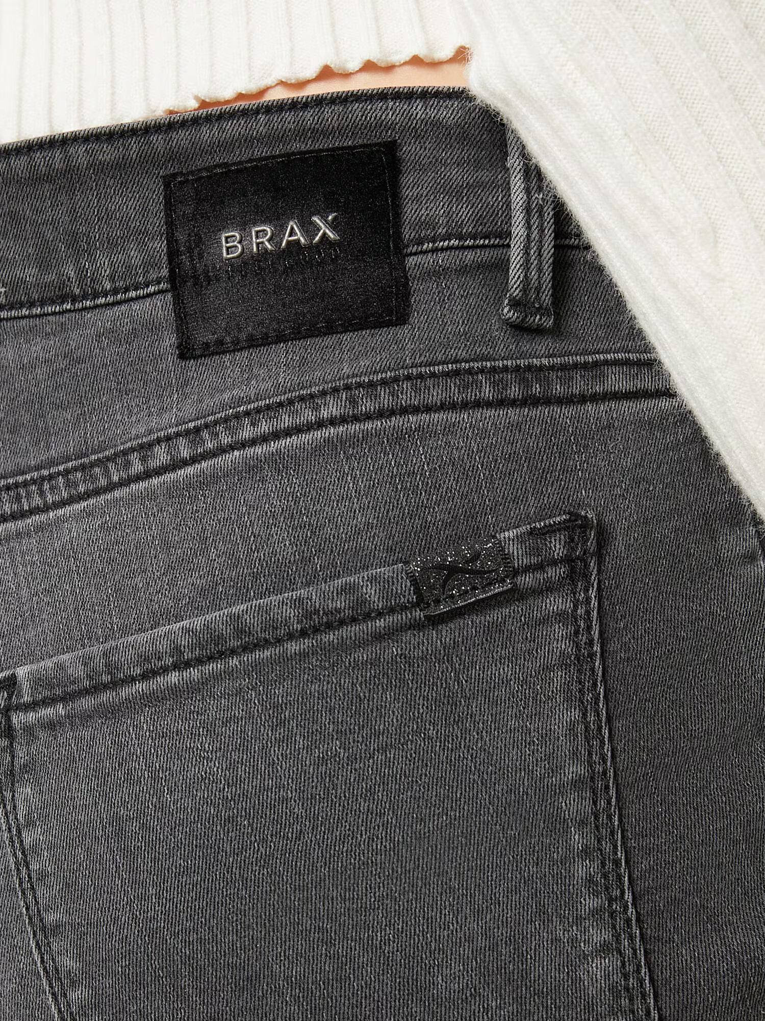 BRAX Džínsy 'Shakira' sivý denim - Pepit.sk