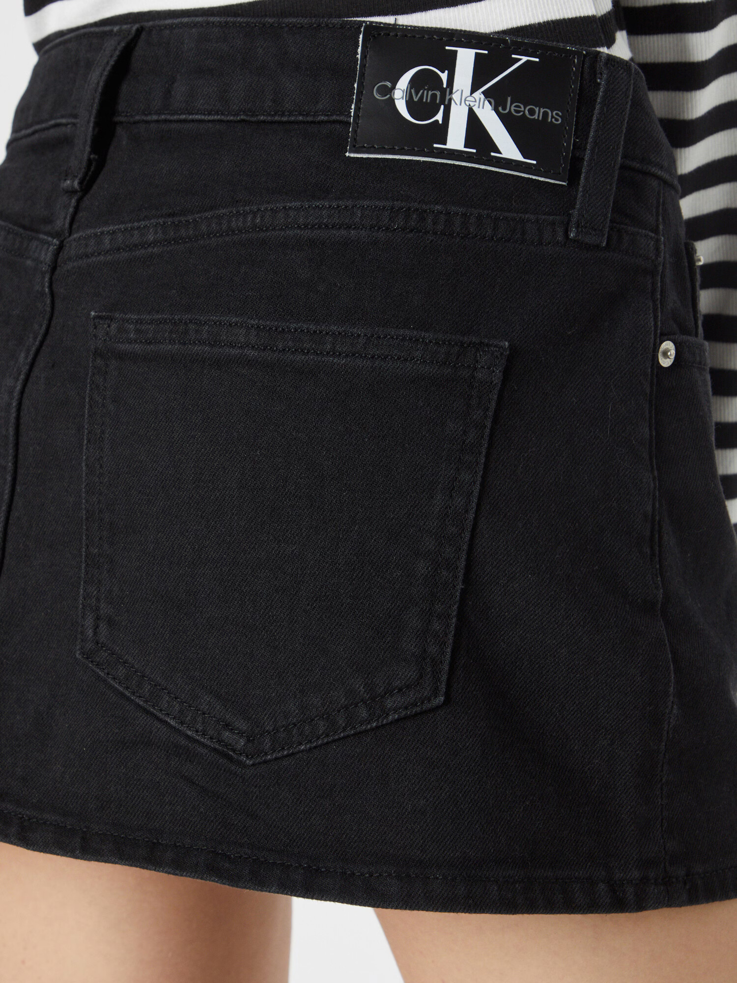 Calvin Klein Jeans Sukňa čierna - Pepit.sk