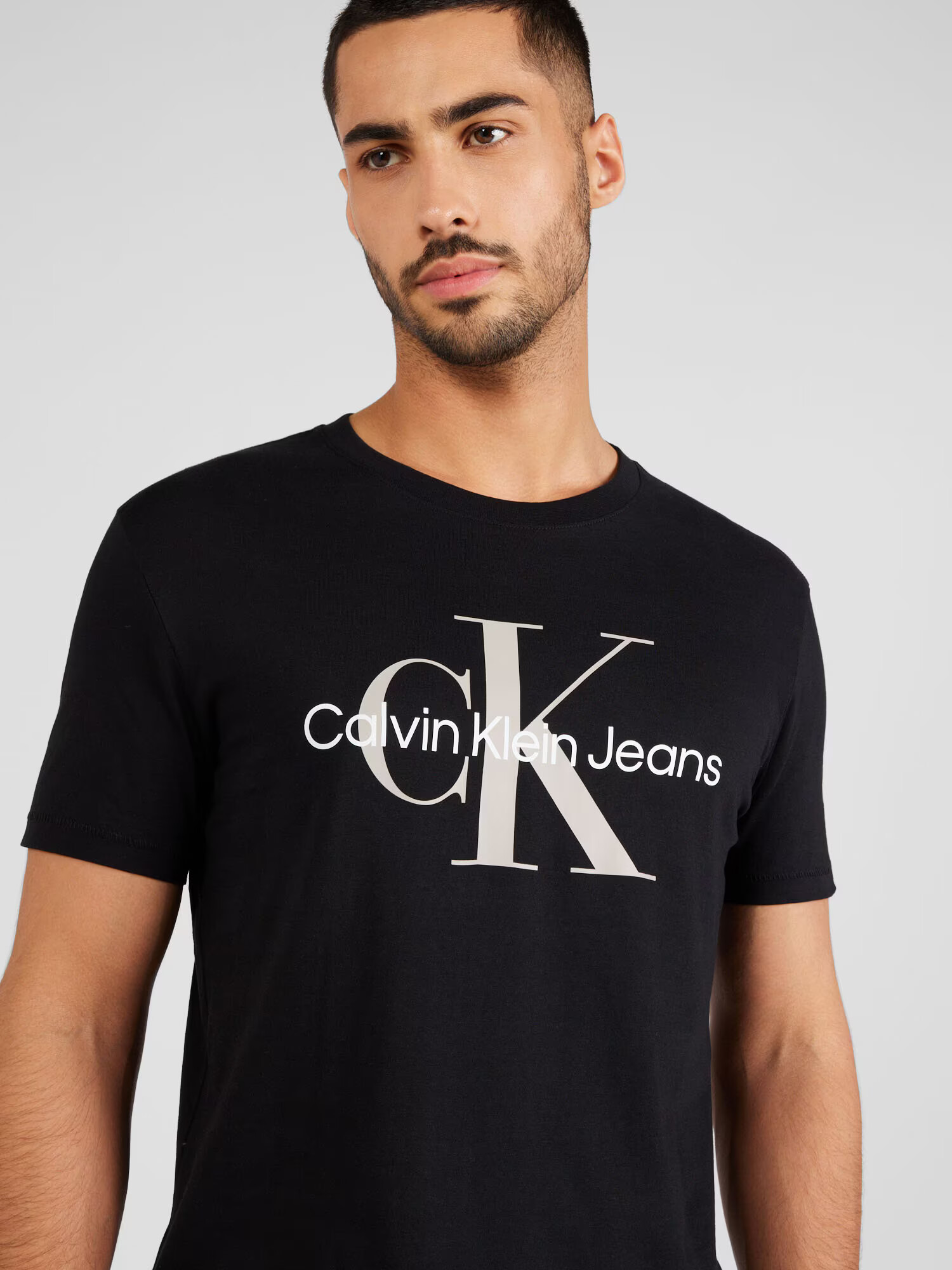 Calvin Klein Jeans Tričko svetlosivá / čierna / biela - Pepit.sk